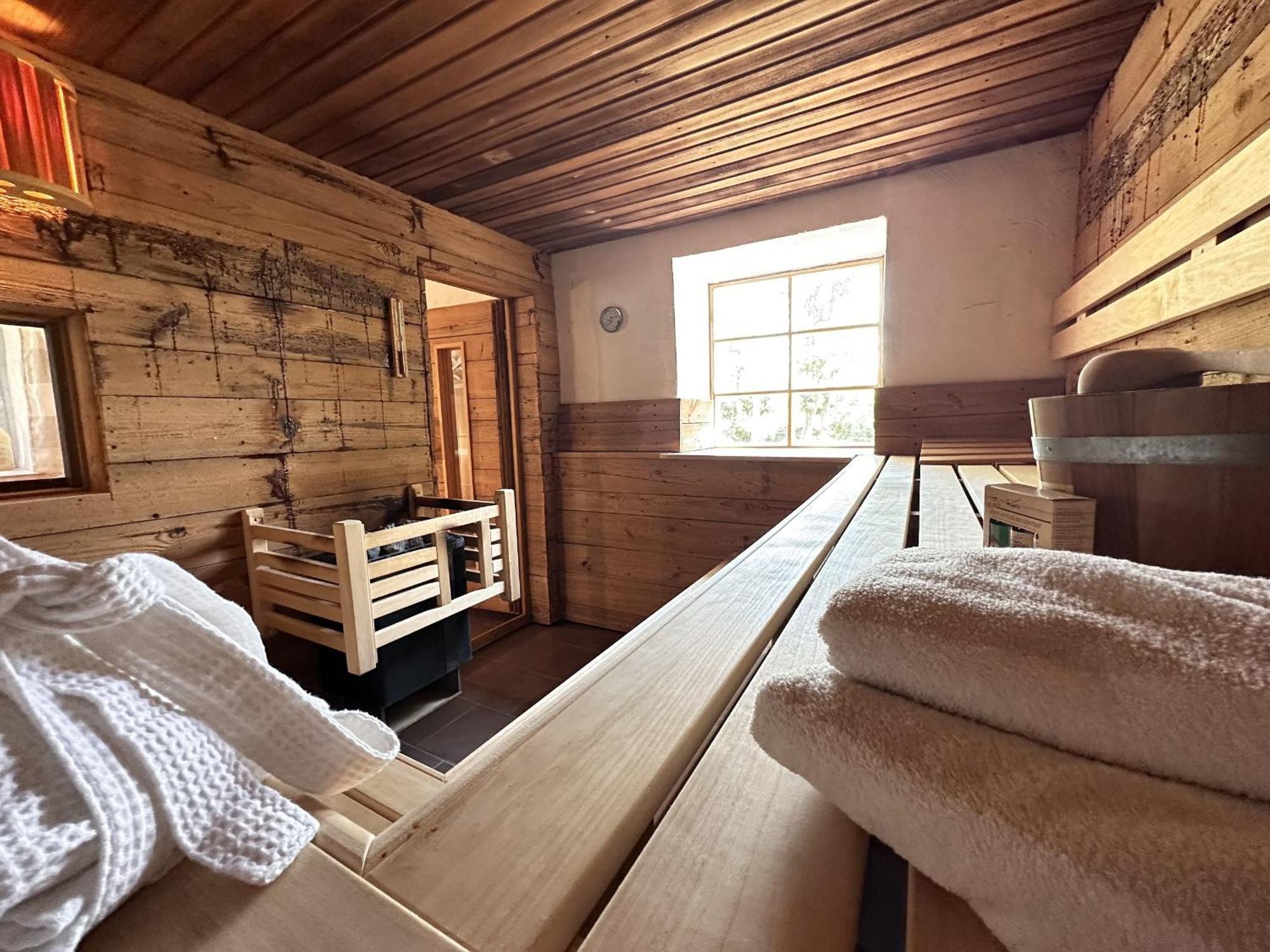 Ferienhaus Kleine Flucht Neuendorf Putbus Esterno foto